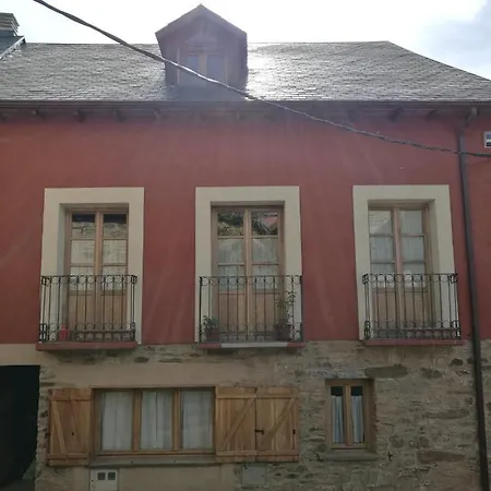 Alpesi faház Casa Rural El Rebusco *