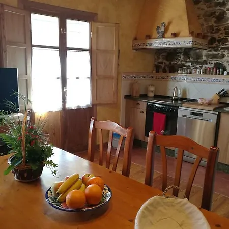 Casa Rural El Rebusco Alpesi faház Riego de Ambros